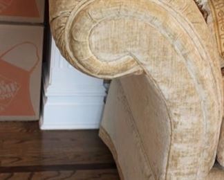 Pair single cushion, roll arm sofas, Chase Erwin fabric
55% cotton/45% Viscose, 36”h x 88”w x 36”d
Includes 2 coordinating fringed throw pillows each Asking $2800