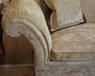 Pair single cushion, roll arm sofas, Chase Erwin fabric
55% cotton/45% Viscose, 36”h x 88”w x 36”d
Includes 2 coordinating fringed throw pillows each Asking $2800