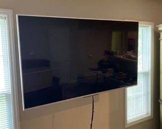 Sony Bravia 65 TV and Sanus Wall Mount