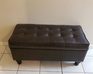 Tufted Storage Bench