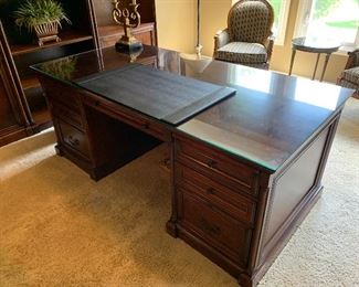 Custom executive desk (72Wx36Dx30H) - $500 or best offer 