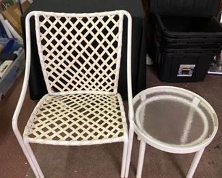 Patio Chair and Table by Brown Jordan https://ctbids.com/#!/description/share/413097