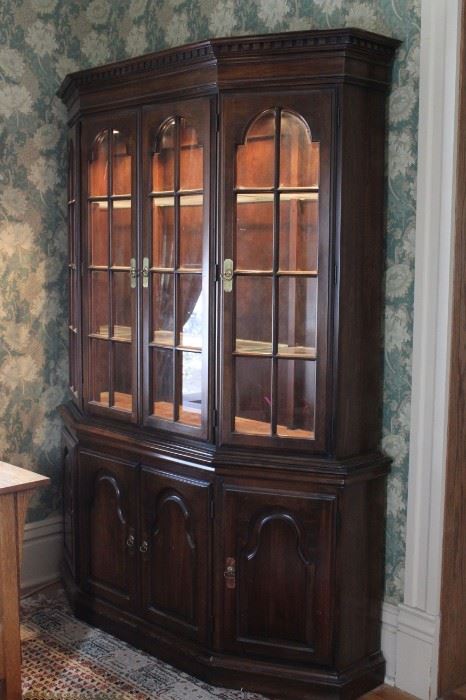 Antique Hardon China Hutch/Cabinet - Add pictures of scuffs	
Lights in upper cabinet - working. Upper hutch can be separated from the lower cabinet. 4 glass doors in top, 4 wooden doors with drawer in main cabinet area. Good condition.