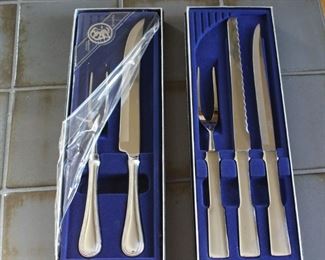 	Towle stainless hostess set	
Carving knives, forks. 5 pieces in lot. Come in original boxes.