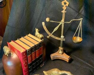 Bear and Bull Book End with Miscellaneous https://ctbids.com/#!/description/share/409599