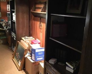 Large Display Book Shelves with Lighted Bridge (3 Pieces) https://ctbids.com/#!/description/share/409577