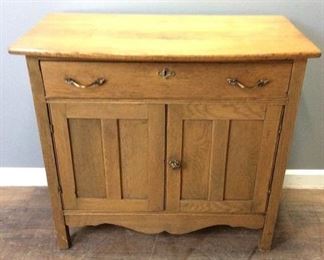 VTG. OAK 1 DRAWER, 2 DOOR BUFFET
