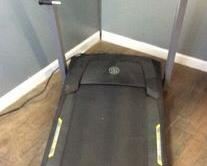 GOLDS GYM TRAINER 420 TREADMILL