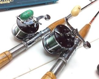 2 PENN FISHING REELS, PEERLESS #9/RODS