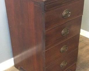 SOLID WOOD 4 DRAWER CHEST