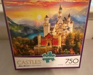 750 piece Castles puzzle                                                                        PRICE: $3                                                               