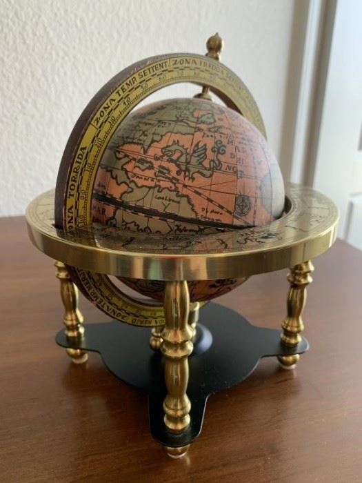 1 Small Globe
