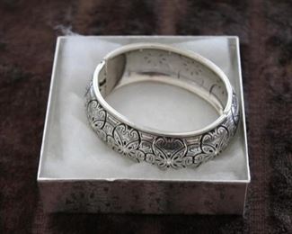 25 Brighton Large Bangle Bracelet