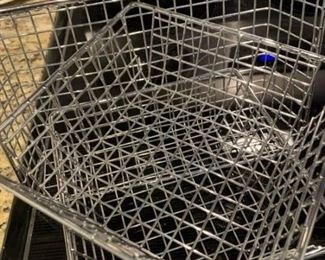 55Metal Baskets
