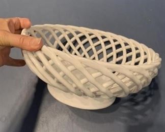74White Lattice Bowl