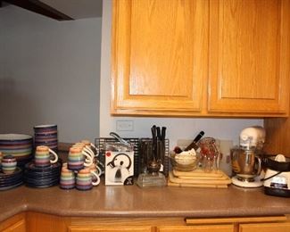 Like new Kitchenaid stand mixer