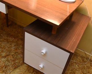 Item 26: Compact Mid Century Desk $245 Tops have wear and white spots. I think they'll come off with some effort. Some paint loss on knobs. White laminate covers all three drawers. Dovetail joints.