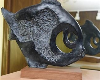 ITEM 83: Vintage Klara Sever modernist fish sculpture produced by Austin Productions $75