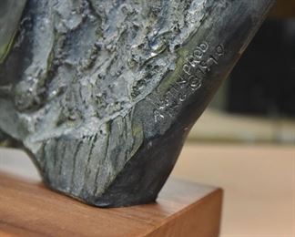 ITEM 83: Vintage Klara Sever modernist fish sculpture produced by Austin Productions $75