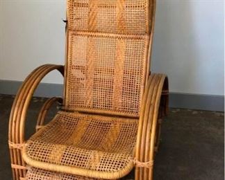 Antique Adjustable Wicker Chaise