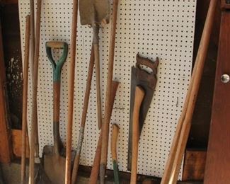 #91 Lot tools garden   $30.00