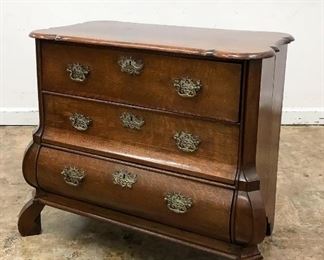 https://www.liveauctioneers.com/item/85207287_19th-c-dutch-oak-bombe-chest-of-drawers