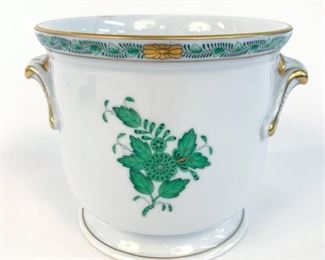https://www.liveauctioneers.com/item/85207379_herend-chinese-bouquet-green-cachepot