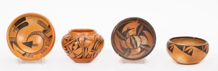 https://www.liveauctioneers.com/item/85207525_four-tan-native-american-pottery-vessels