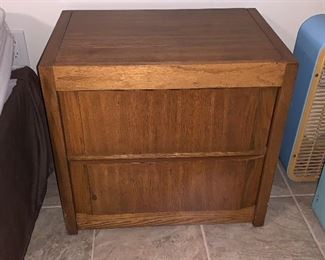 The Huntley for Thomasville Bed side table.