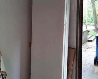 $36 - G107 - 8 foot Lifetime  Folding  Table 