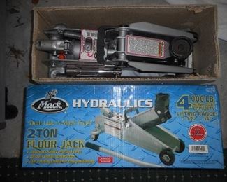 4000 lb. Mack Hydraulics Floor Jack - 2 ton https://ctbids.com/#!/description/share/409719