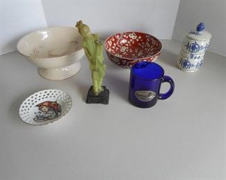 7 piece vintage collectibles lot - Hummel +++ https://ctbids.com/#!/description/share/414121