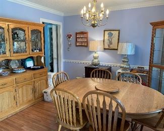 	#1	Oak table with 6 chairs and 1 leaf 47"-65"x47"x29"	 $140.00 	