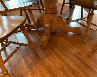 	#1	Oak table with 6 chairs and 1 leaf 47"-65"x47"x29"	 $140.00 	
