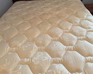	#52	Sealy queen size mattress and box spring	 $75.00 	