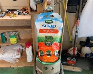 	#81	Scotts spreader with bag	 $10.00 	