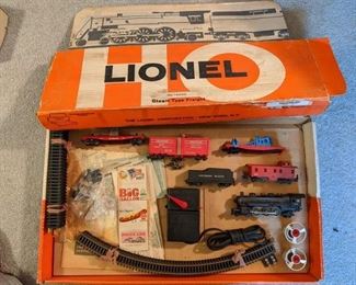 Lionel Train Set