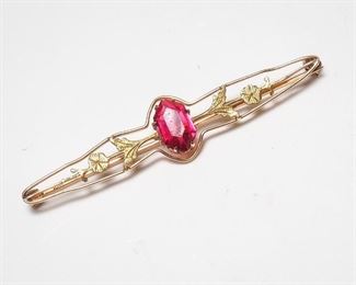 Antique 14K Yellow Gold Brooch