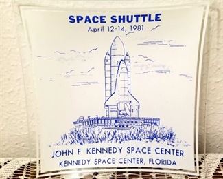 #46   Space Shuttle 1981 Square Glass Commemorative  $22
