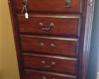 Coordinating chest (as is- one handle off)