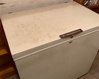 Older chest freezer, works great. BYOM, bring your own muscle!