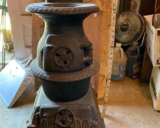 Cast iron heating stove 26 inches high