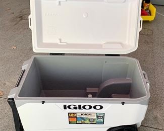 IGLOO 144 Can Rolling Cooler: $55