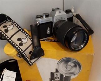Vintage camera's