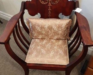 Vintage chair - Mahogany Throne