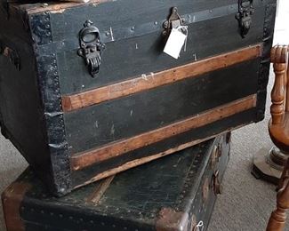 Vintage trunks - great coffee tables