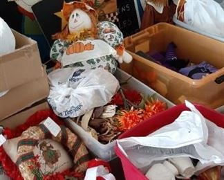 Lots of holiday decorations - Valentine, St. Paddy Day, Easter, Thanksgiving and Christmas