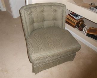 (1) of (2) side chairs