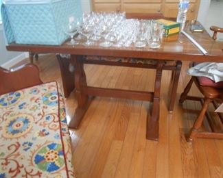 Trestle table