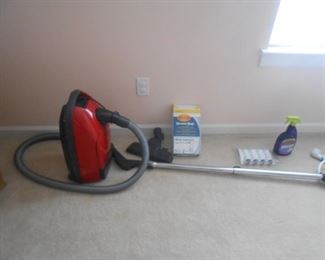 Miele vacuum cleaner - high end portable vacuum is in mint condition